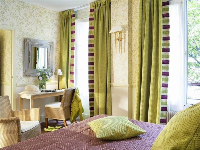 פריז Hotel D'Albion מראה חיצוני תמונה