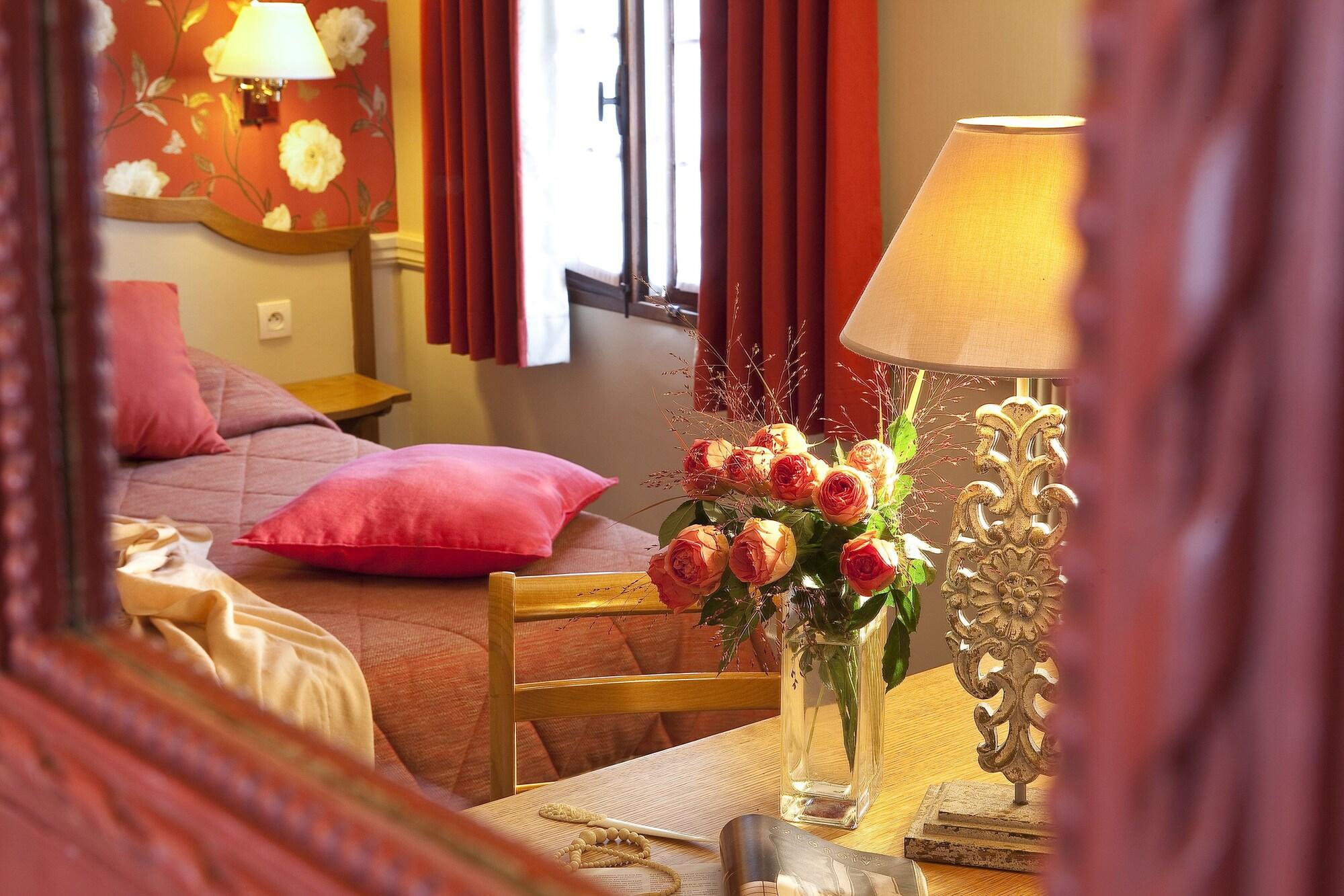 פריז Hotel D'Albion מראה חיצוני תמונה