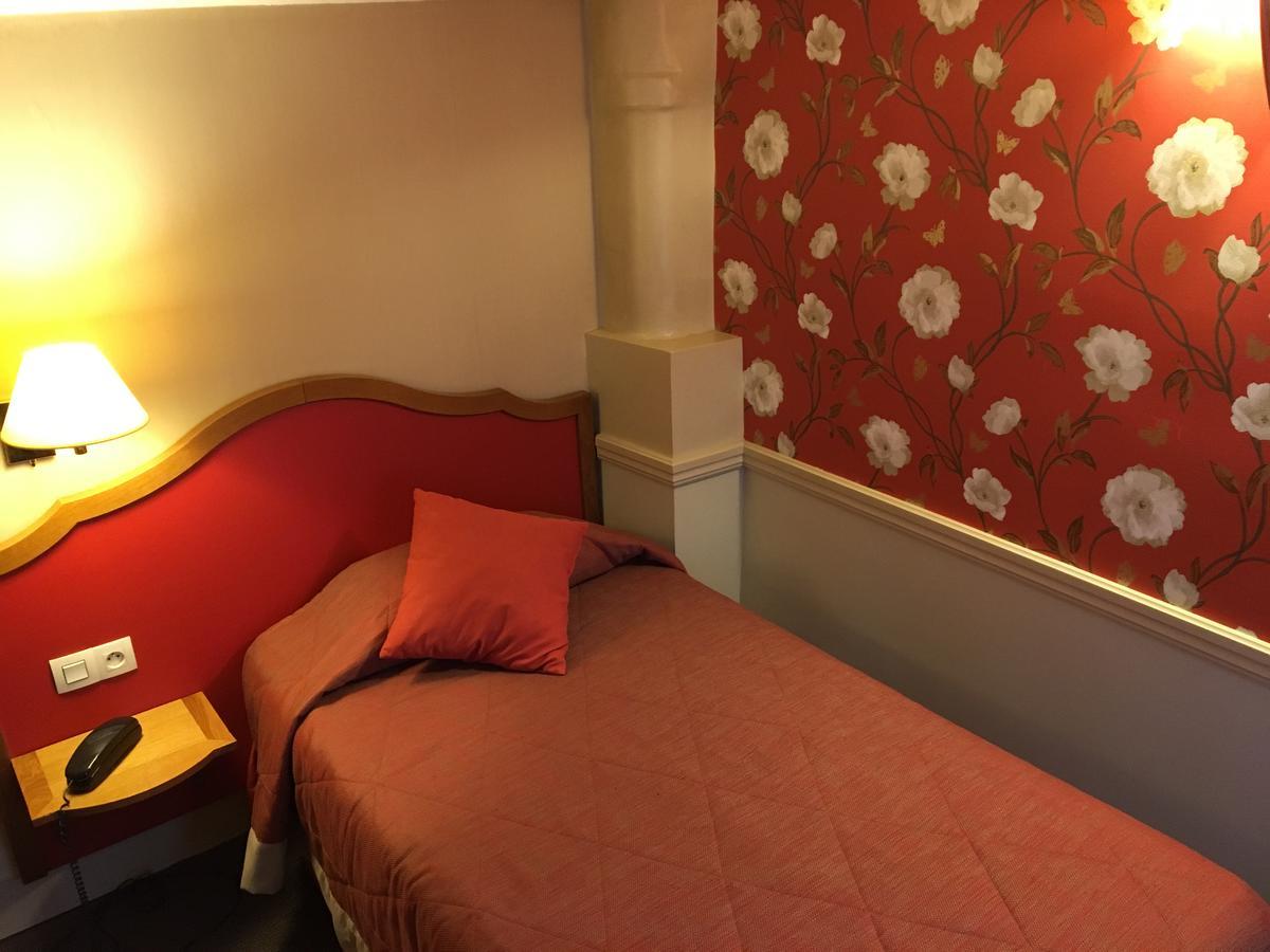 פריז Hotel D'Albion מראה חיצוני תמונה